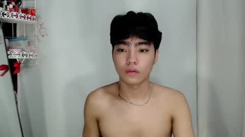 mingkla_man online show from 07.04.26
