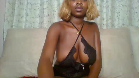 STRAWBERRY online show from 01.21.25