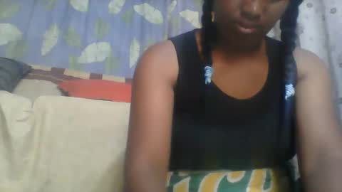 Snapshot of minie4tina chatting on 12.11.24 Minie4Tina online show from 12.11.24