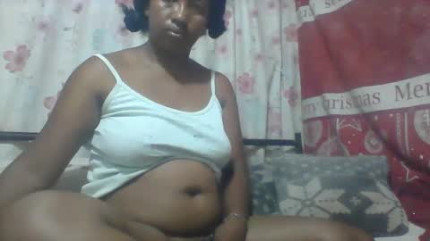 Snapshot of minie4tina chatting on 12.16.24 Minie4Tina online show from 12.16.24