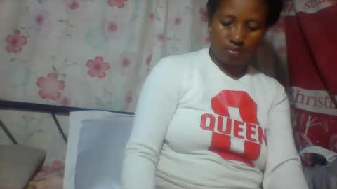 Snapshot of minie4tina chatting on 12.27.24 Minie4Tina online show from 12.27.24