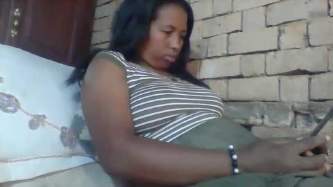 Snapshot of minie4tina chatting on 01.07.25 Minie4Tina online show from 01.07.25