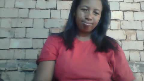 Snapshot of minie4tina chatting on 01.11.25 Minie4Tina online show from 01.11.25