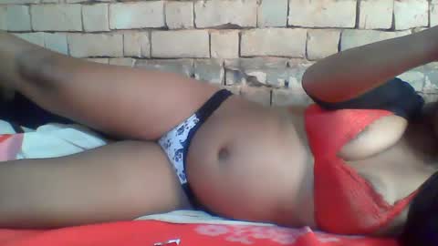 Snapshot of minie4tina chatting on 01.17.25 Minie4Tina online show from 01.17.25