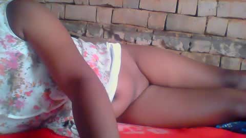 Snapshot of minie4tina chatting on 01.18.25 Minie4Tina online show from 01.18.25