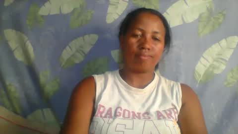 Snapshot of minie4tina chatting on 02.07.25 Minie4Tina online show from 02.07.25