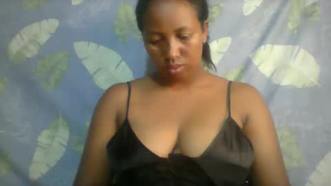 Snapshot of minie4tina chatting on 02.09.25 Minie4Tina online show from 02.09.25