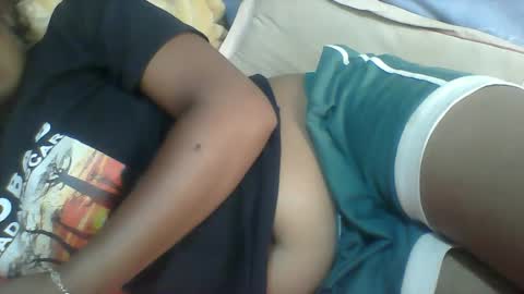 Snapshot of minie4tina chatting on 02.25.25 Minie4Tina online show from 02.25.25