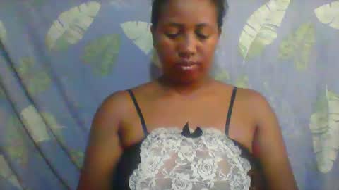 Snapshot of minie4tina chatting on 03.10.25 Minie4Tina online show from 03.10.25