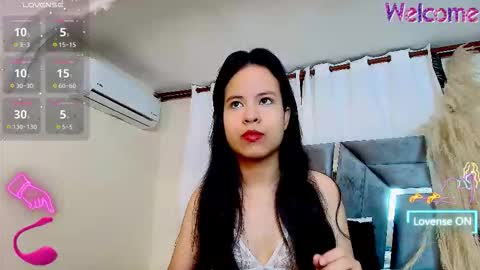 minilove_01 online show from 02.24.26