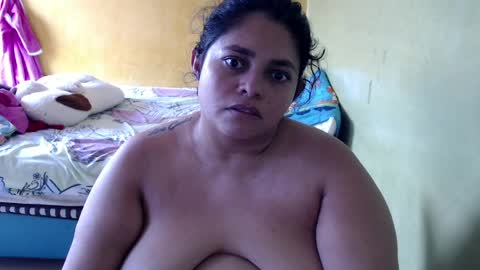 Snapshot of minnie_bbw69 chatting on 04.29.26 Andrea online show from 04.29.26