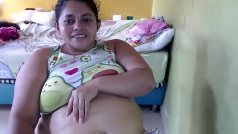 Snapshot of minnie_bbw69 chatting on 07.11.26 Andrea online show from 07.11.26