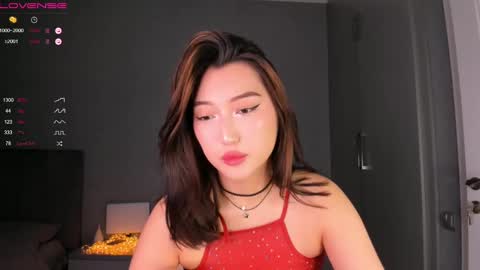 Snapshot of minnie_jin chatting on 02.09.25 minnie_jin online show from 02.09.25