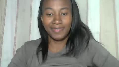 Snapshot of minouch211907 chatting on 02.12.26 minouch211907 online show from 02.12.26