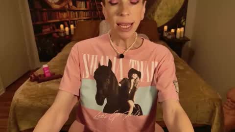 Snapshot of minxtessarae chatting on 05.31.26 Tessa Rae online show from 05.31.26
