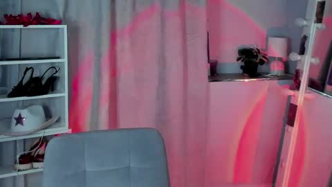 Snapshot of mipsymipson chatting on 05.16.26 NEXT STREAM NOVEMBER 27282930 online show from 05.16.26