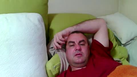 Snapshot of mir4oboi chatting on 02.12.25 MIro1611 online show from 02.12.25