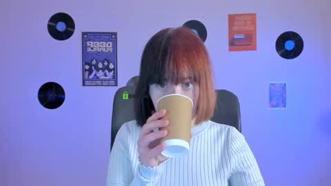 Snapshot of mira_cool_ chatting on 02.07.26 Darling Mira online show from 02.07.26