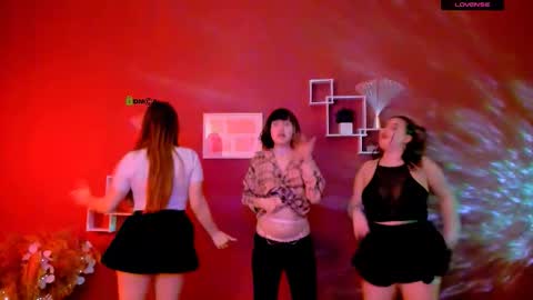 Snapshot of mira_cool_ chatting on 03.04.26 Darling Mira online show from 03.04.26