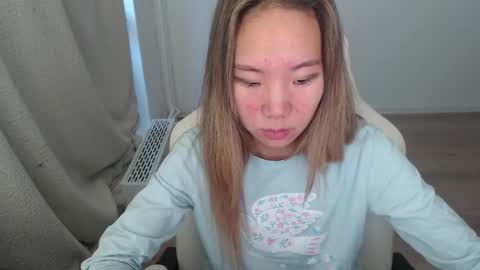 mira_g online show from 10.14.25