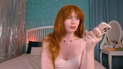 Snapshot of mira_glace chatting on 05.19.26 Mira3 online show from 05.19.26