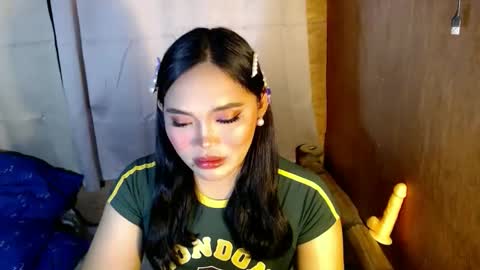 Mira Bella online show from 11.26.25