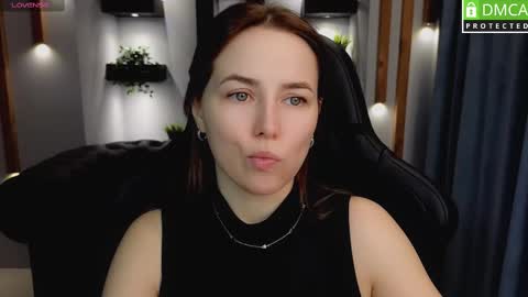 Snapshot of mira_mermayd chatting on 02.28.25 Mira online show from 02.28.25