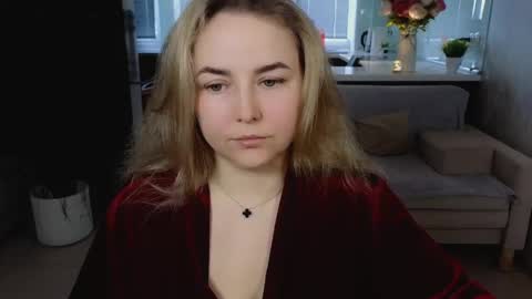 Snapshot of mira_mermayd chatting on 04.24.26 Mira online show from 04.24.26