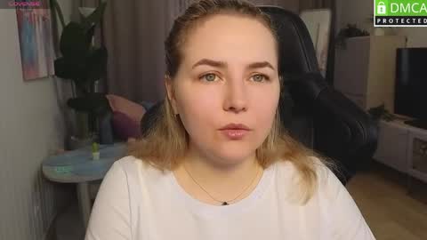 Snapshot of mira_mermayd chatting on 04.25.26 Mira online show from 04.25.26
