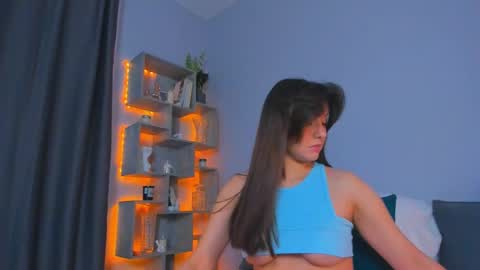 Mira  follow my fansly  online show from 05.30.26