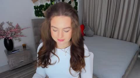 Emma online show from 02.08.25