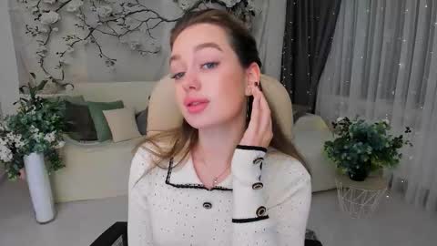 Emma online show from 10.22.25