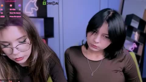 Snapshot of miraella chatting on 10.09.25 Mira online show from 10.09.25