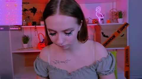 Snapshot of miraella chatting on 10.31.25 Mira online show from 10.31.25