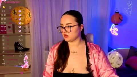 miraluccian online show from 10.19.25