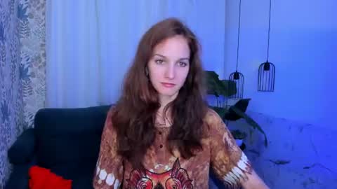 Snapshot of mirandaglow chatting on 07.15.26 Miranda online show from 07.15.26