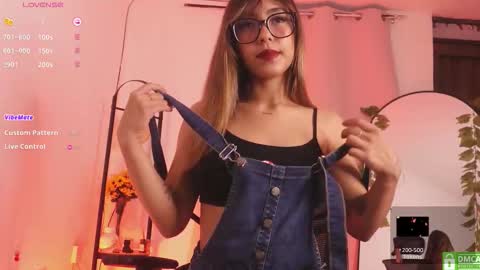 MIRANDA HERNANDEZ online show from 03.01.26