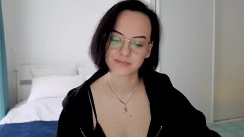 Snapshot of miraskyy chatting on 10.13.25 MiraSkyy online show from 10.13.25