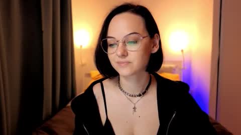 Snapshot of miraskyy chatting on 10.23.25 MiraSkyy online show from 10.23.25