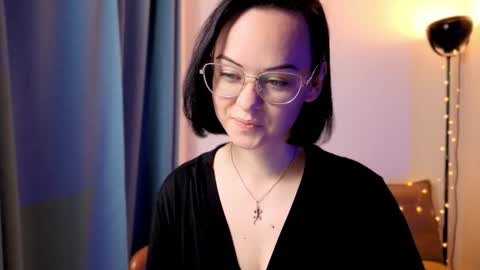 Snapshot of miraskyy chatting on 11.18.25 MiraSkyy online show from 11.18.25