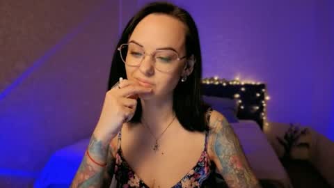 MiraSkyy online show from 04.29.26