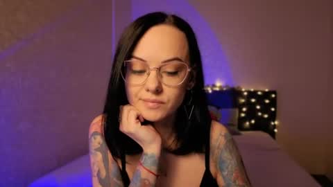 Snapshot of miraskyy chatting on 06.14.26 MiraSkyy online show from 06.14.26