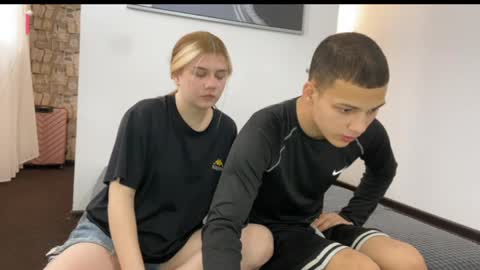 mirelcouple online show from 04.23.26
