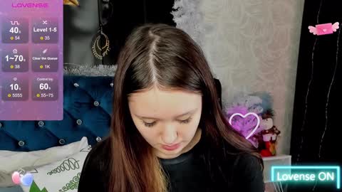 Snapshot of miriamwhite chatting on 01.25.25 Miriam WhiteF online show from 01.25.25