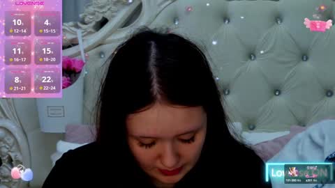 Snapshot of miriamwhite chatting on 01.28.25 Miriam WhiteF online show from 01.28.25