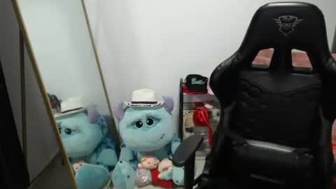Snapshot of mis_iyasha chatting on 10.11.25 IYASHA online show from 10.11.25
