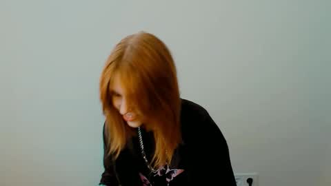 Snapshot of misaki_chan_ chatting on 09.25.25 misaki_chan_ online show from 09.25.25