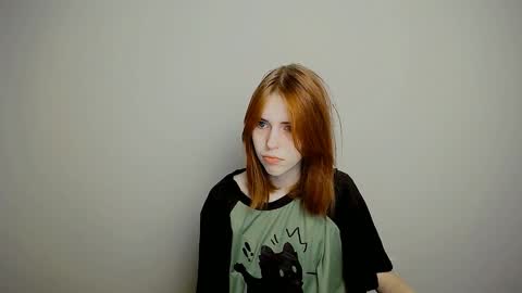Snapshot of misaki_chan_ chatting on 10.23.25 misaki_chan_ online show from 10.23.25