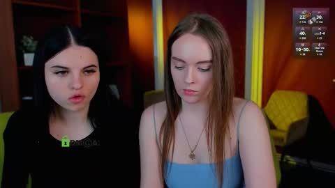 Snapshot of mishel_shy chatting on 03.19.26 mishel shy online show from 03.19.26