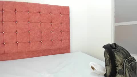 Snapshot of mishell_lovely chatting on 01.14.26 Mishell online show from 01.14.26